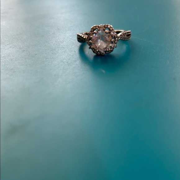 .925 Silver Women's Ring with moissanite stone - Picture 4 of 5